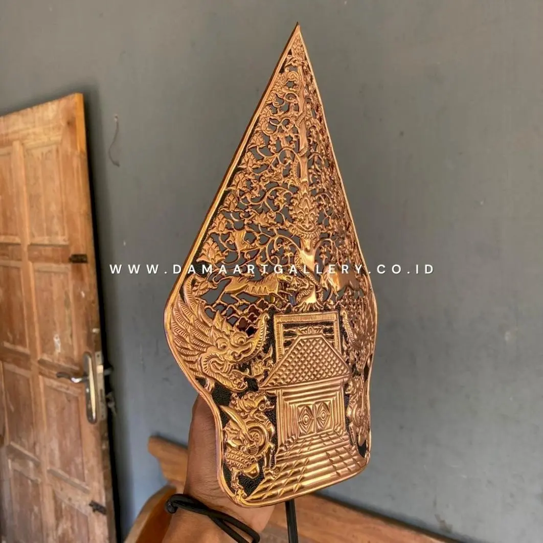 Lampu Gunungan Wayang Tembaga